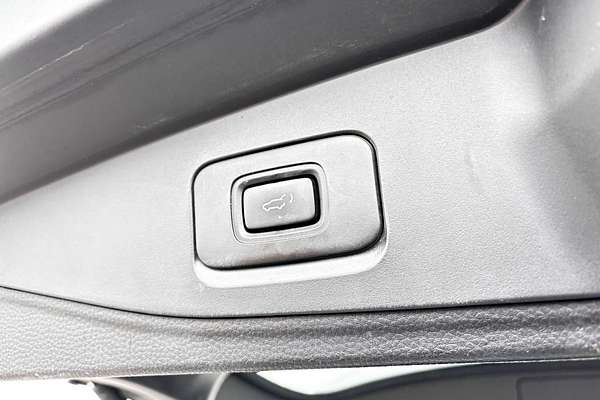 2024 Isuzu MU-X LS-U