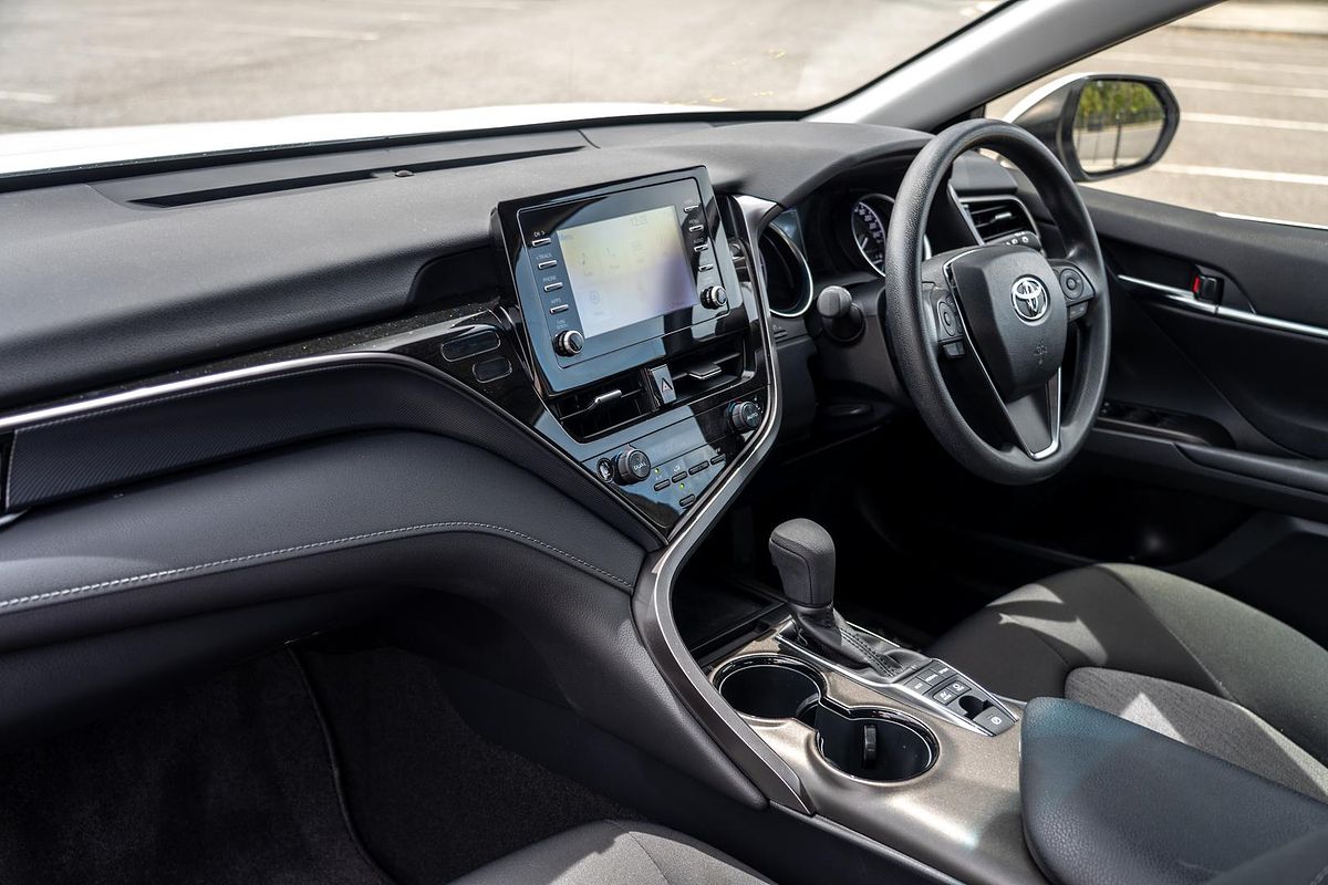 2022 Toyota Camry Ascent AXVH70R