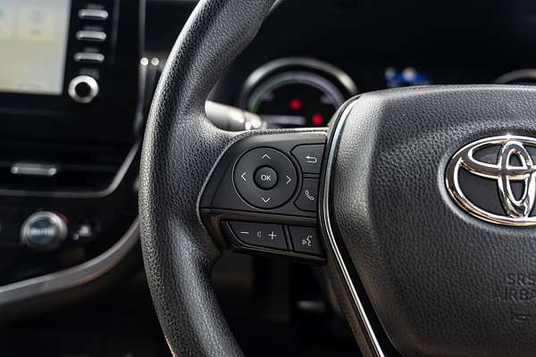 2022 Toyota Camry Ascent AXVH70R