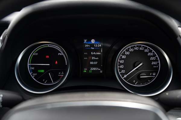 2022 Toyota Camry Ascent AXVH70R