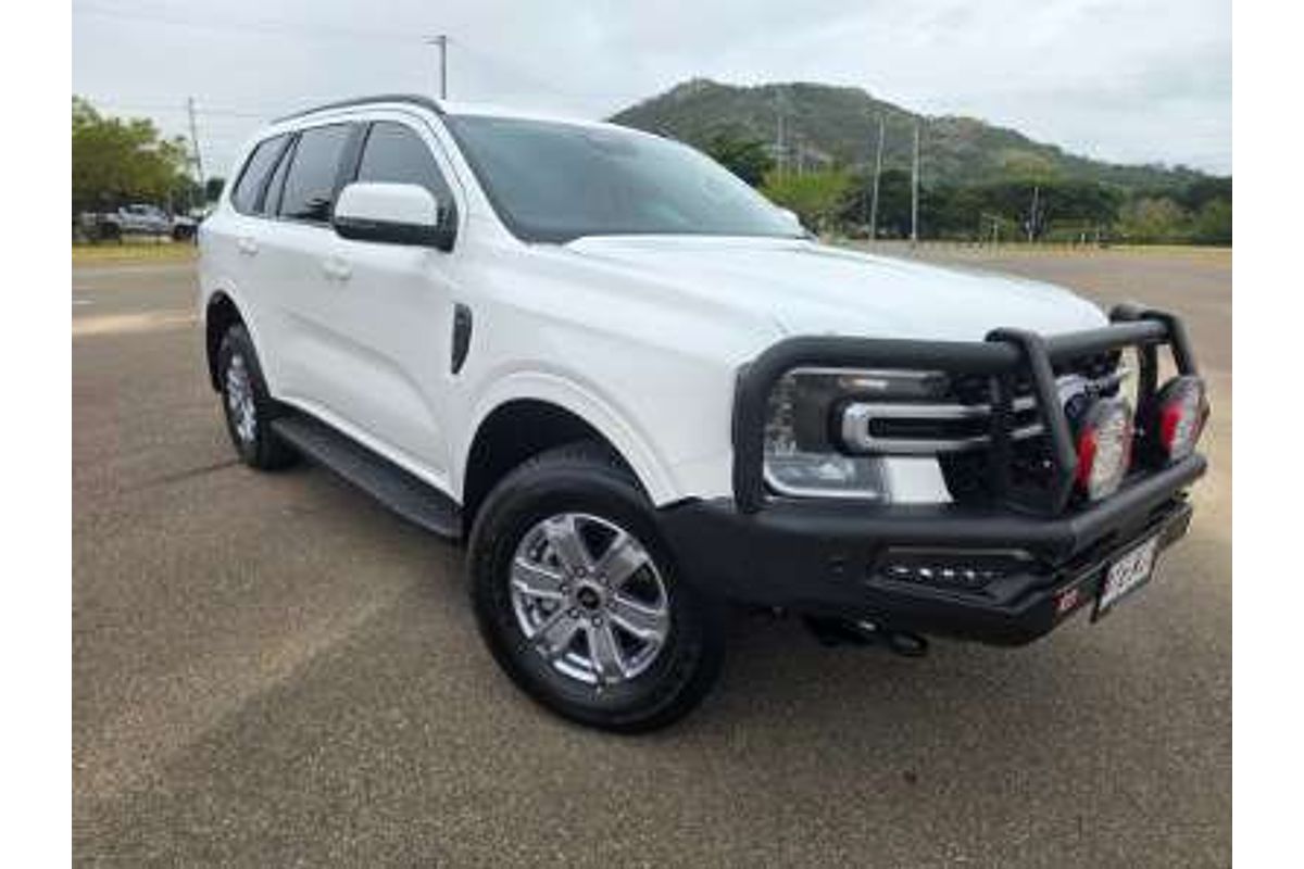 2025 Ford Everest Ambiente 2.0L