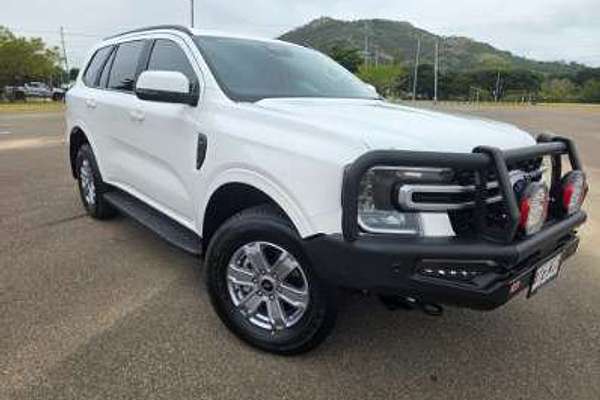 2025 Ford Everest Ambiente  2.0L
