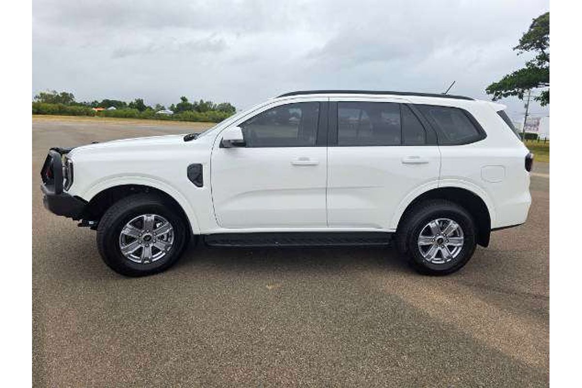 2025 Ford Everest Ambiente  2.0L