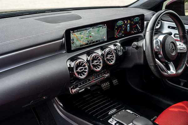 2019 Mercedes-Benz A-Class A200 V177