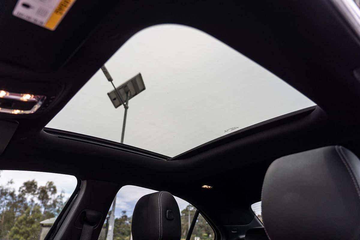 2019 Mercedes-Benz A-Class A200 V177