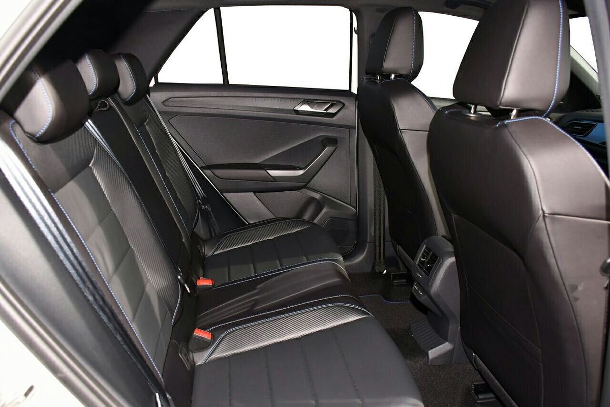 2025 Volkswagen T-Roc R D11