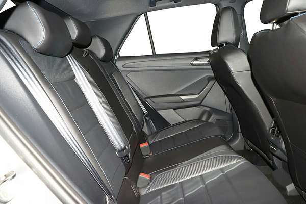 2025 Volkswagen T-Roc R D11