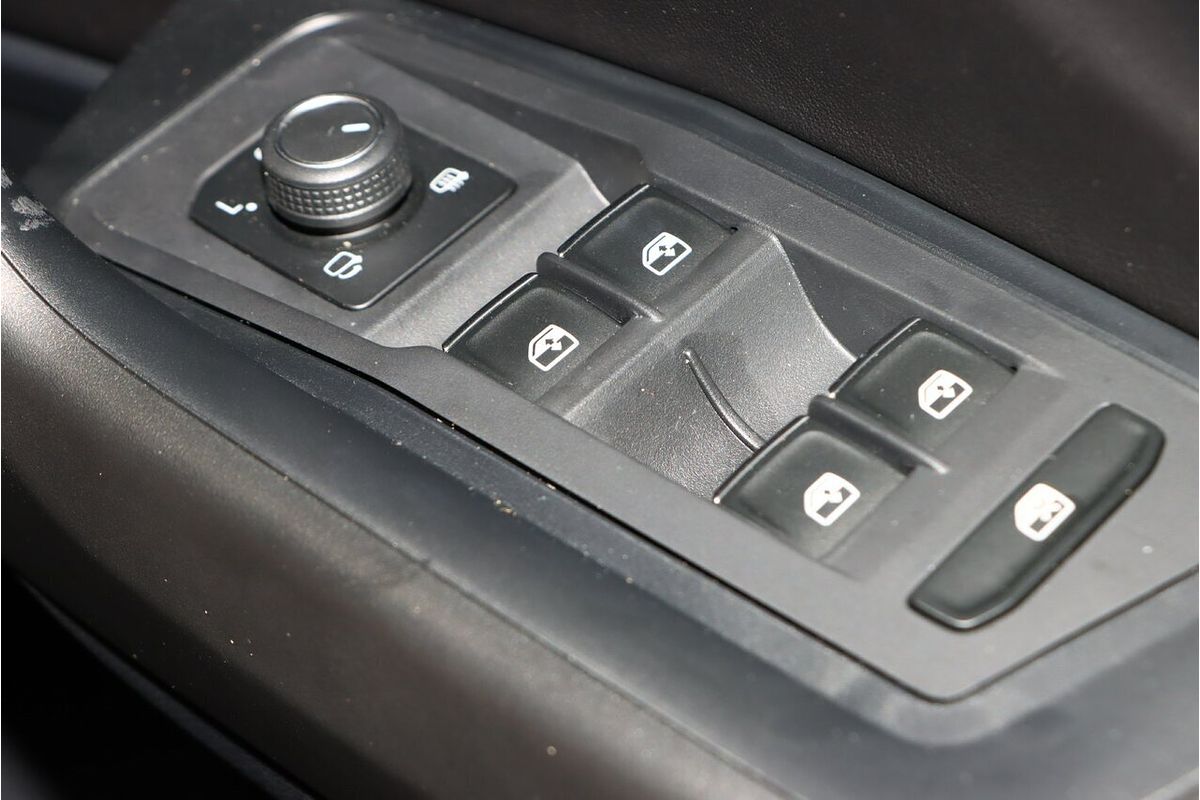 2025 Volkswagen T-Roc R D11