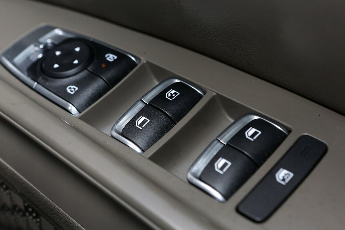 2024 Kia Carnival S KA4