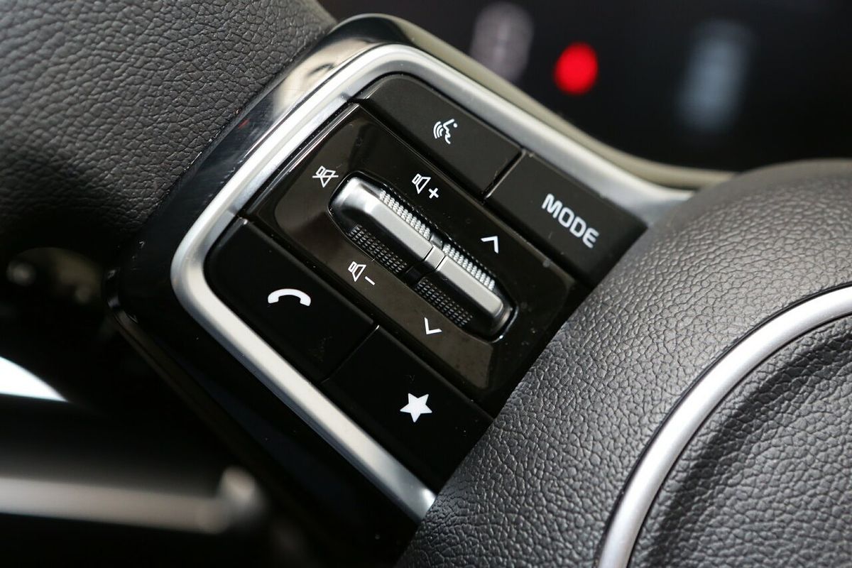 2024 Kia Carnival S KA4
