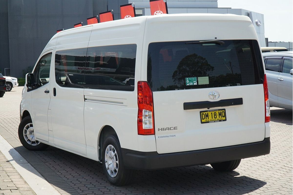 2025 Toyota Hiace Commuter GDH322R ELWB High Roof