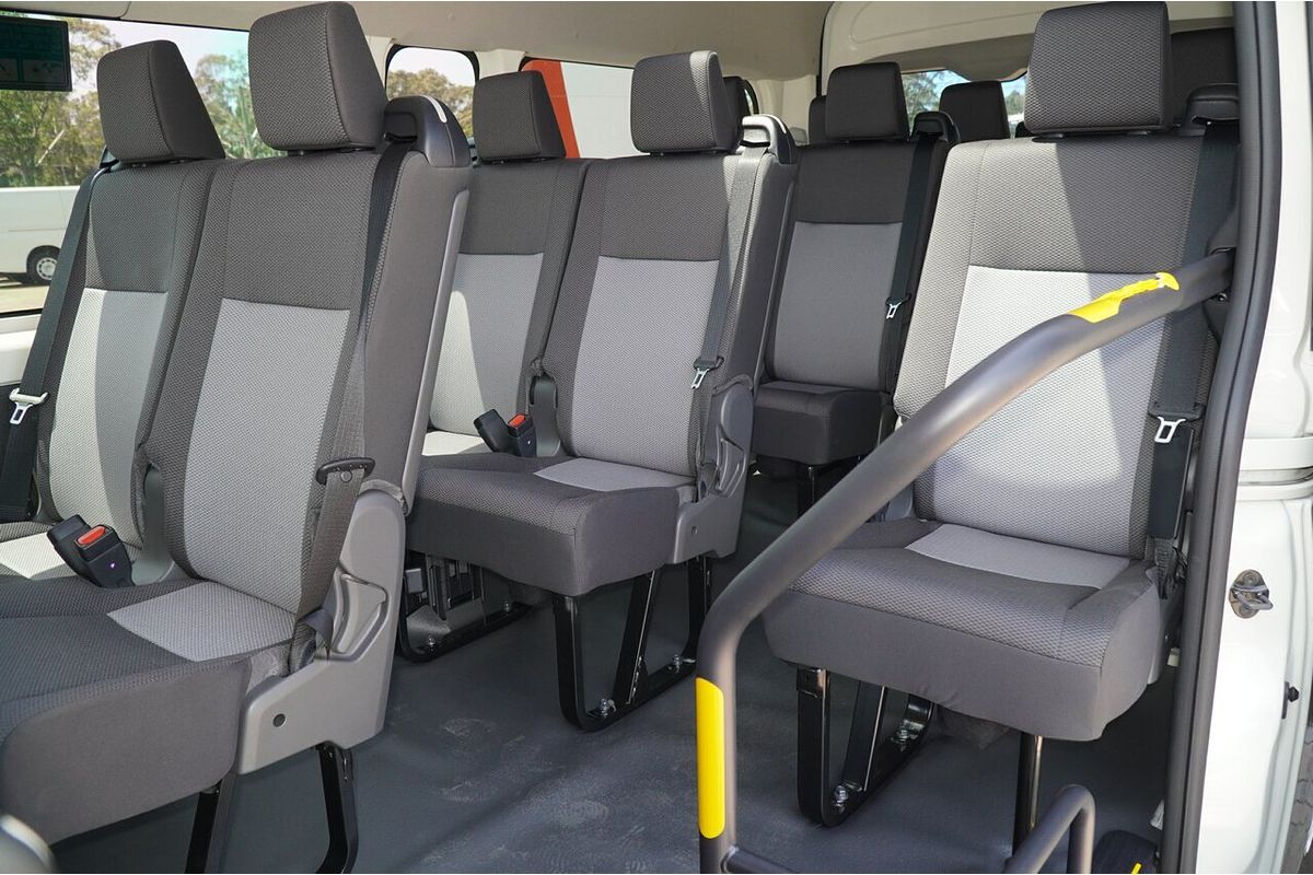 2025 Toyota Hiace Commuter GDH322R ELWB High Roof