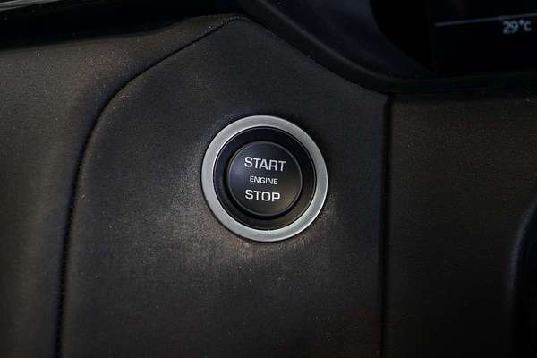 2023 Land Rover Range Rover Velar P400 R-Dynamic SE L560