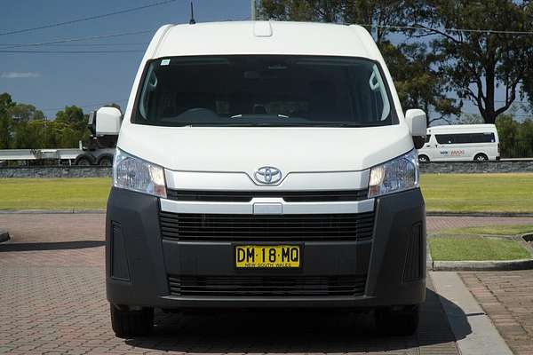 2025 Toyota Hiace Commuter GDH322R ELWB High Roof