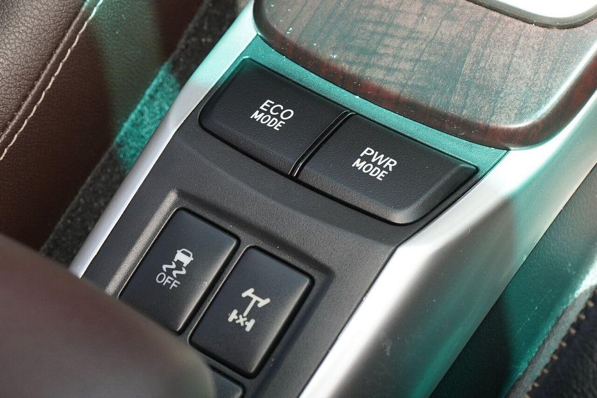 2018 Toyota Fortuner Crusade GUN156R
