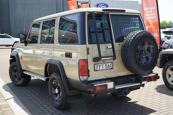 2024 Toyota Landcruiser GXL GDJL76R