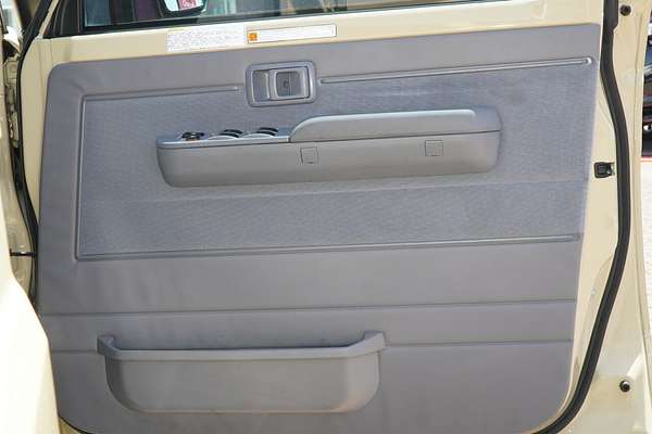 2024 Toyota Landcruiser GXL GDJL76R