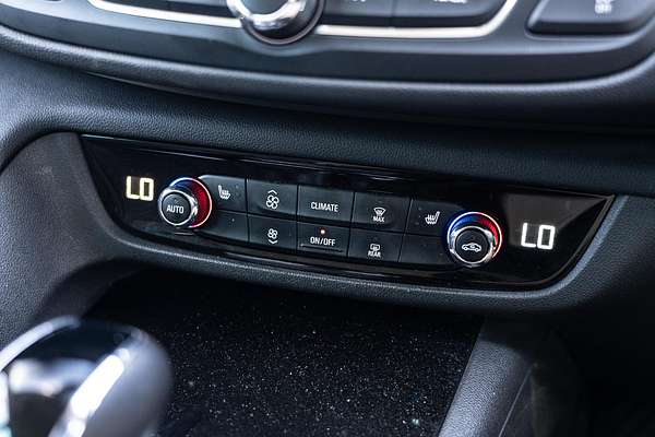 2018 Holden Commodore RS-V ZB