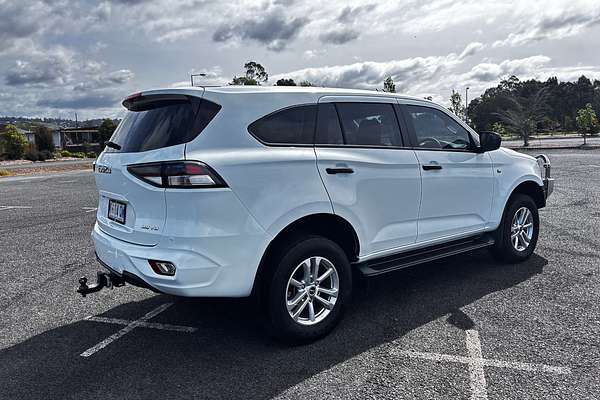 2022 Isuzu MU-X LS-M