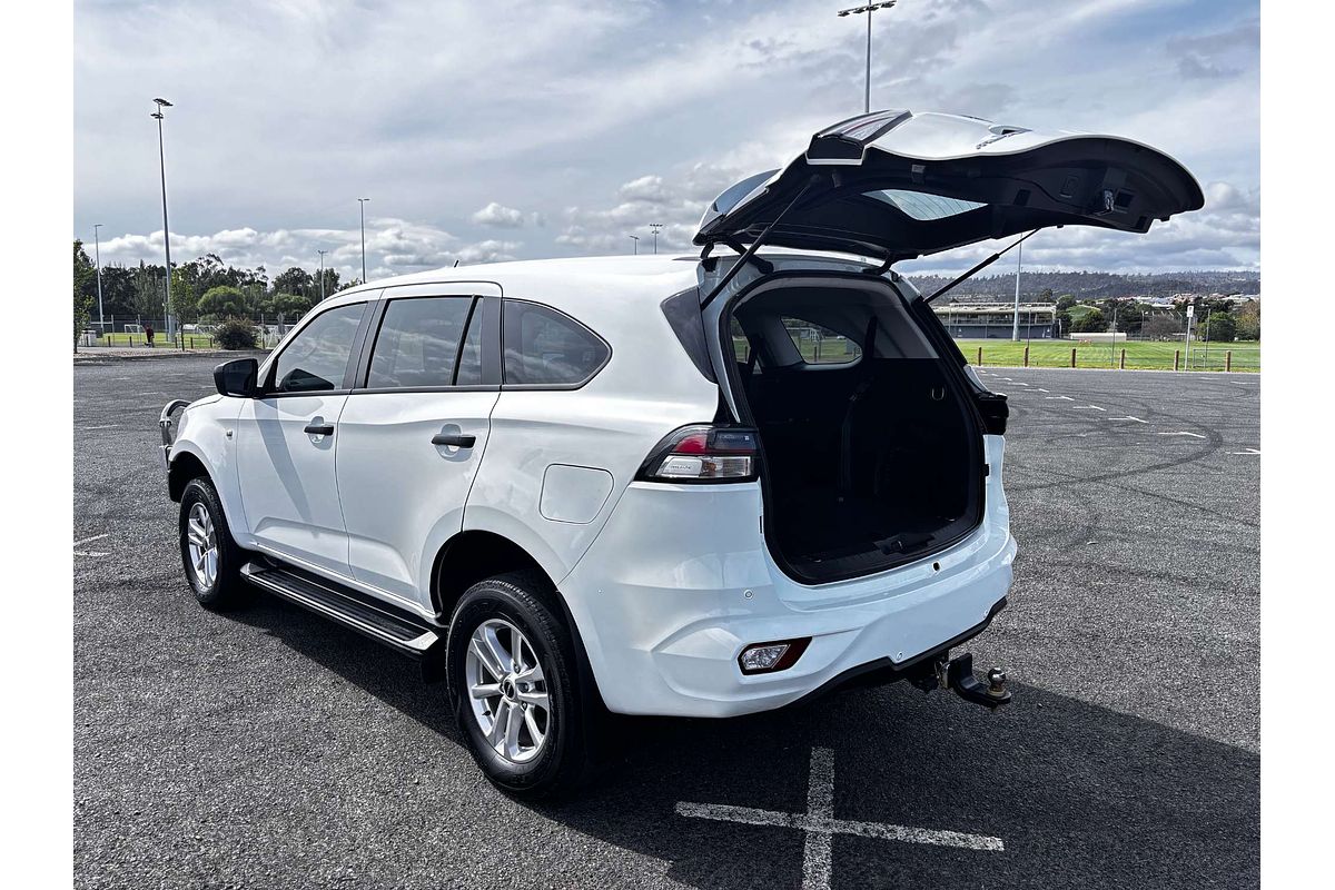 2022 Isuzu MU-X LS-M