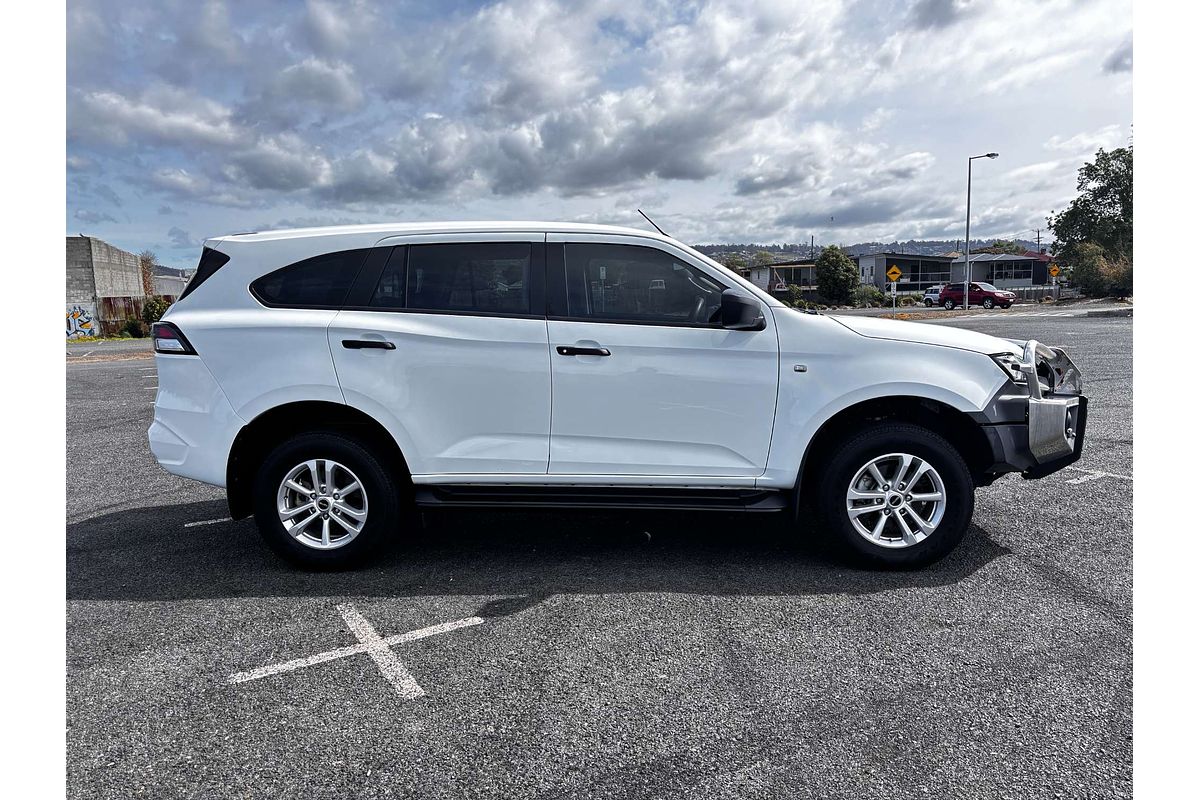 2022 Isuzu MU-X LS-M