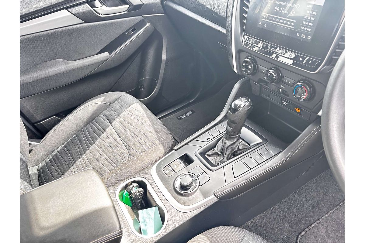 2022 Isuzu MU-X LS-M