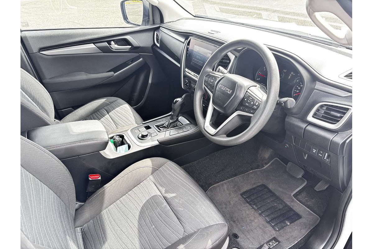 2022 Isuzu MU-X LS-M