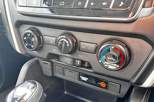 2022 Isuzu MU-X LS-M