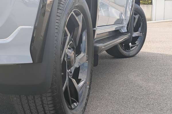 2025 Isuzu MU-X X-TERRAIN