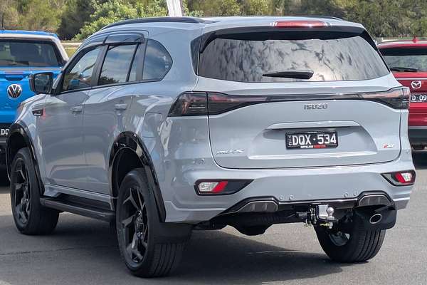 2025 Isuzu MU-X X-TERRAIN