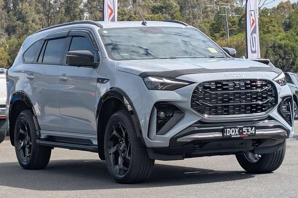 2025 Isuzu MU-X X-TERRAIN