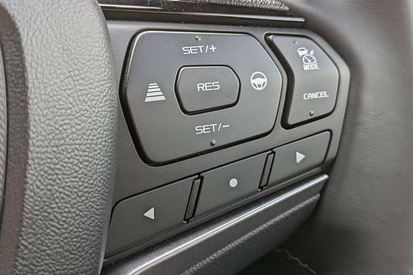 2025 Isuzu MU-X X-TERRAIN