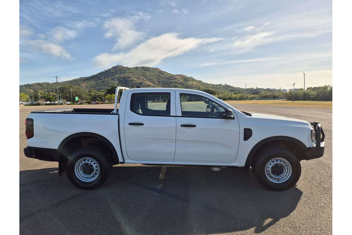 2024 Ford Ranger XL 4X4 2.0L