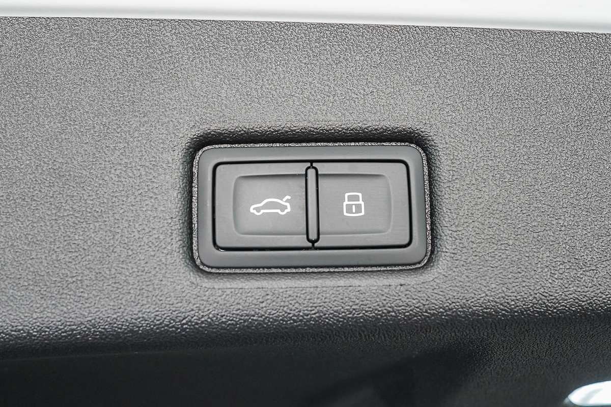 2025 Audi Q5 TDI 150kW Sport GU