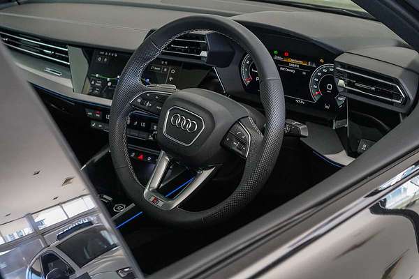2025 Audi A3 35 TFSI S line GY