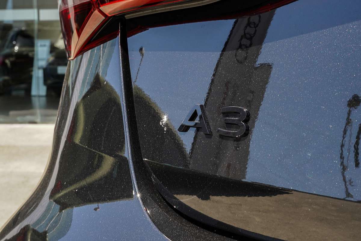 2025 Audi A3 35 TFSI S line GY