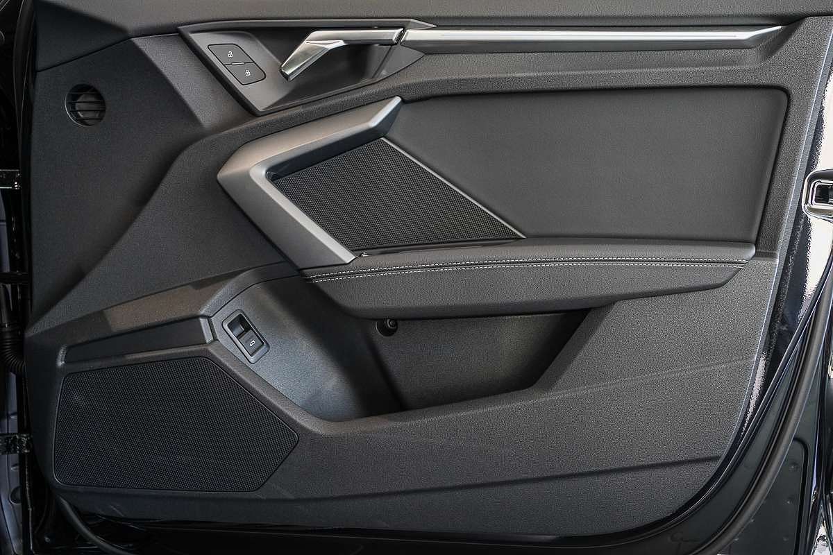 2025 Audi A3 35 TFSI S line GY