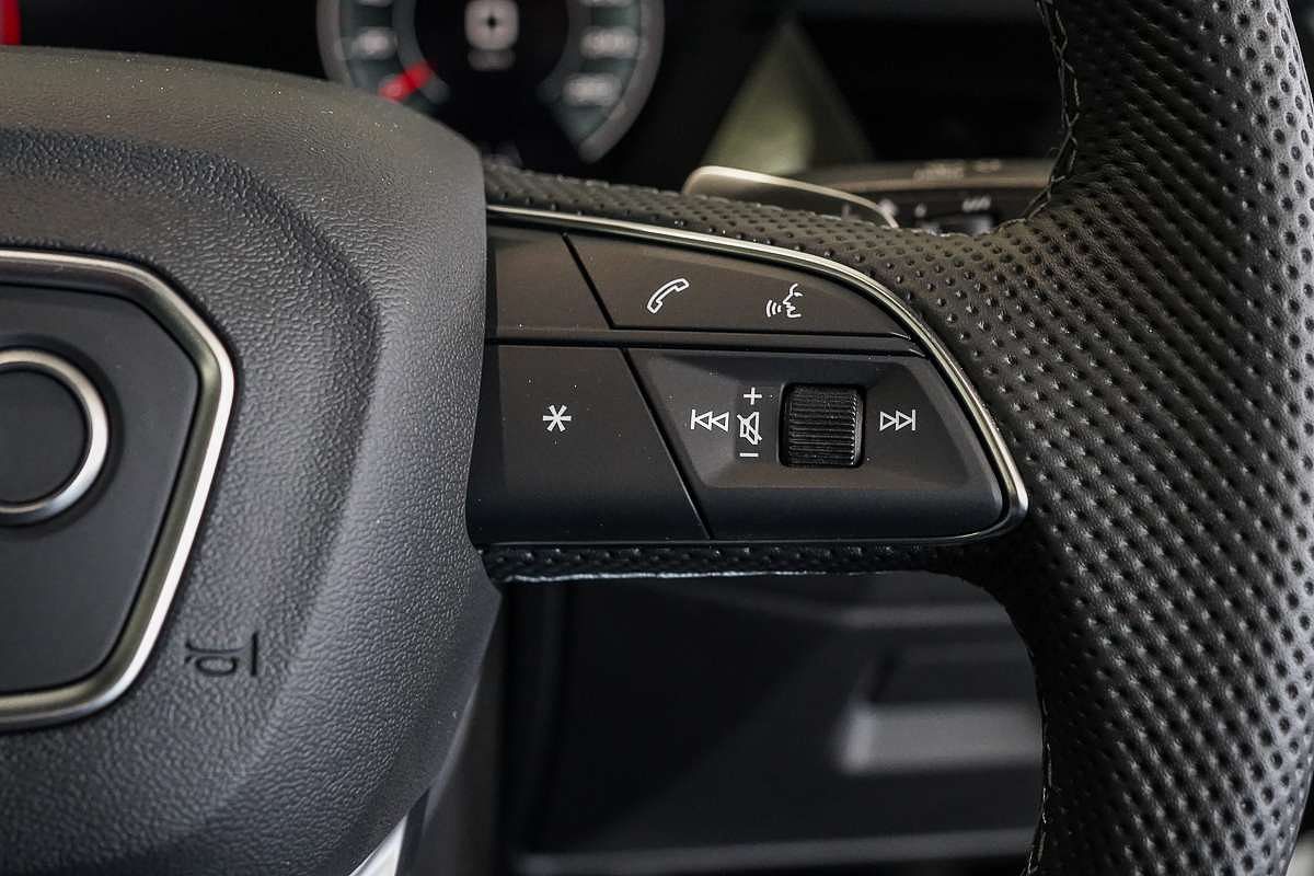 2025 Audi A3 35 TFSI S line GY