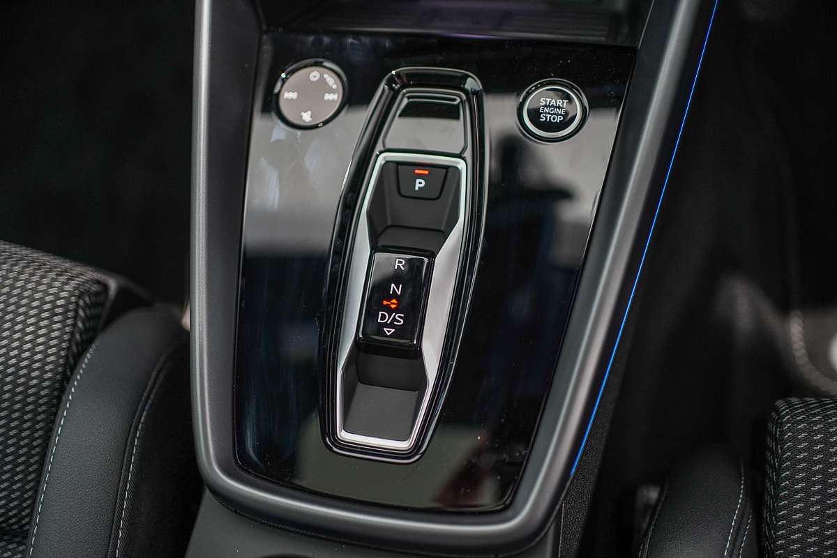 2025 Audi A3 35 TFSI S line GY