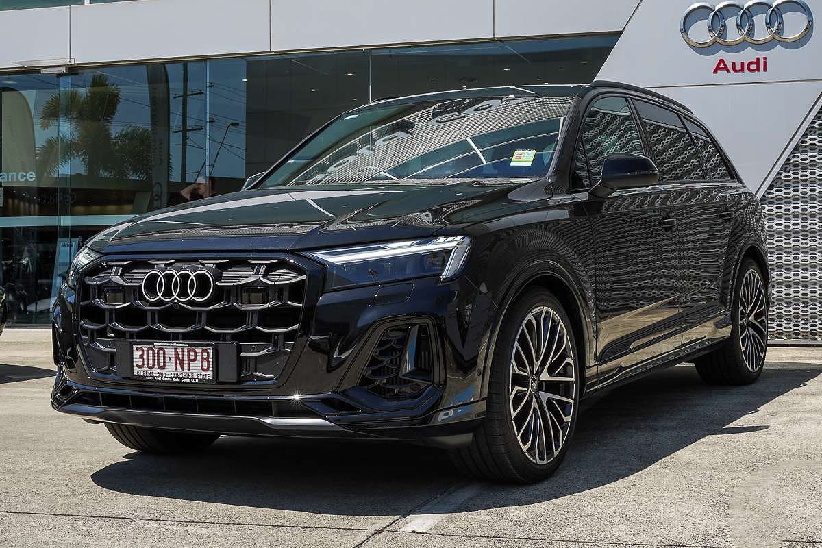 2024 Audi Q7 55 TFSI S line 4M