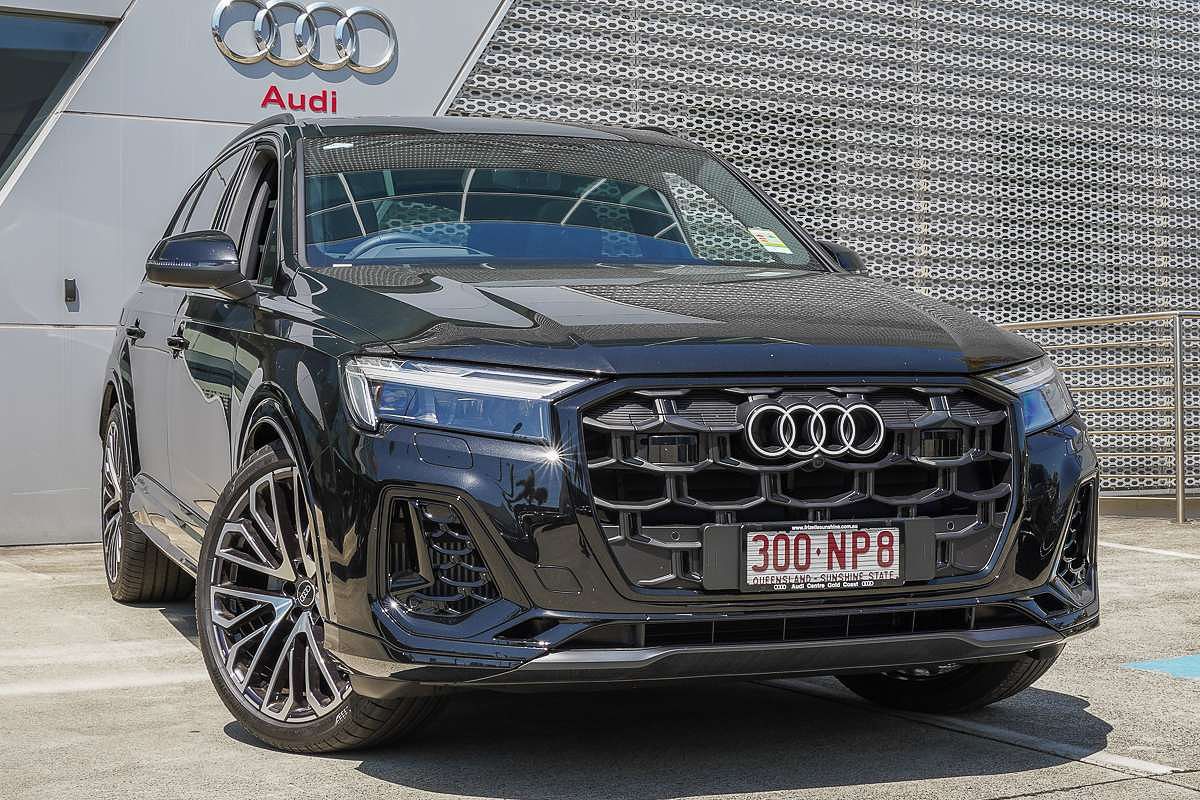 2024 Audi Q7 55 TFSI S line 4M