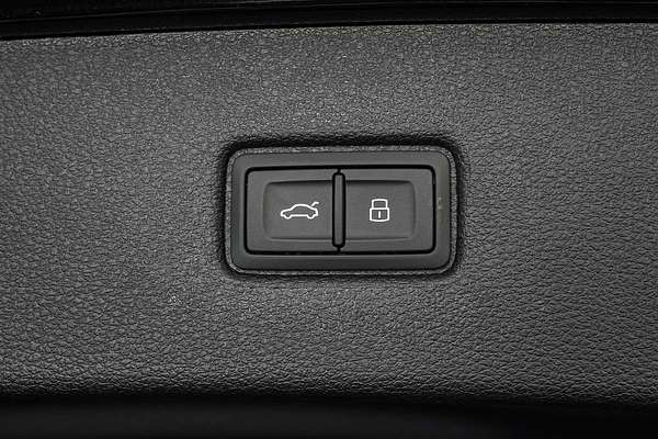 2024 Audi Q7 55 TFSI S line 4M