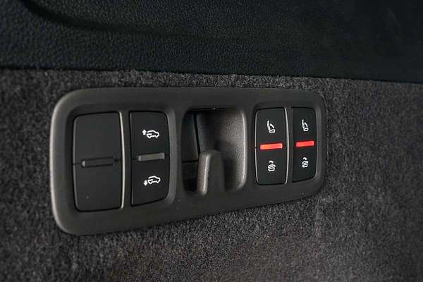 2024 Audi Q7 55 TFSI S line 4M