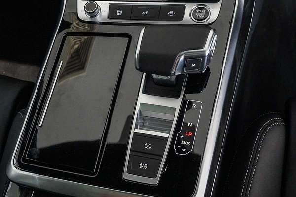 2024 Audi Q7 55 TFSI S line 4M