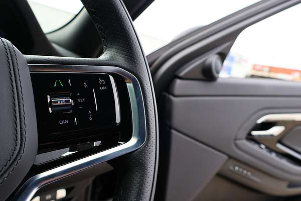 2022 Land Rover Range Rover Evoque P250 R-Dynamic SE L551