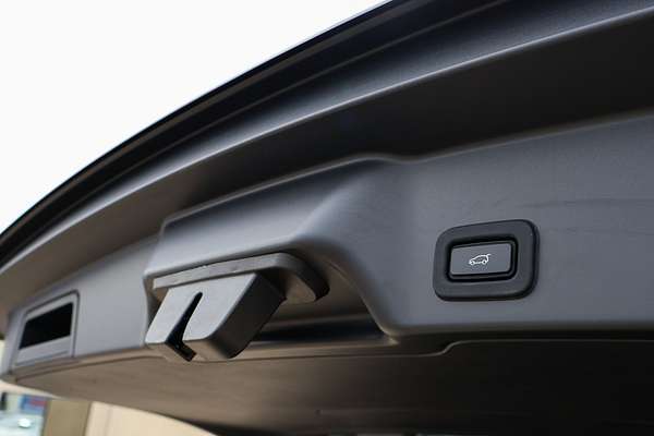 2022 Land Rover Range Rover Evoque P250 R-Dynamic SE L551