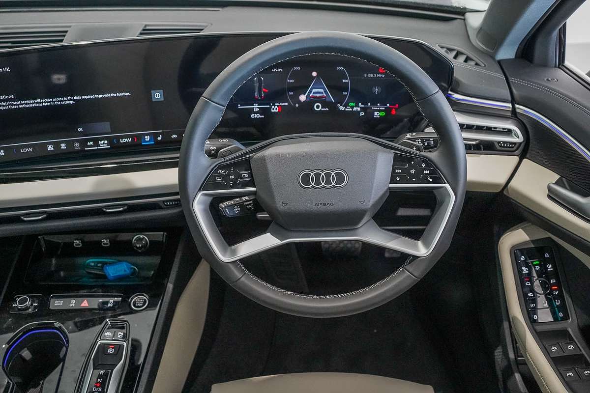 2025 Audi A5 TFSI 150kW S line B10