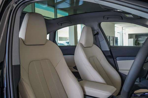 2025 Audi A5 TFSI 150kW S line B10