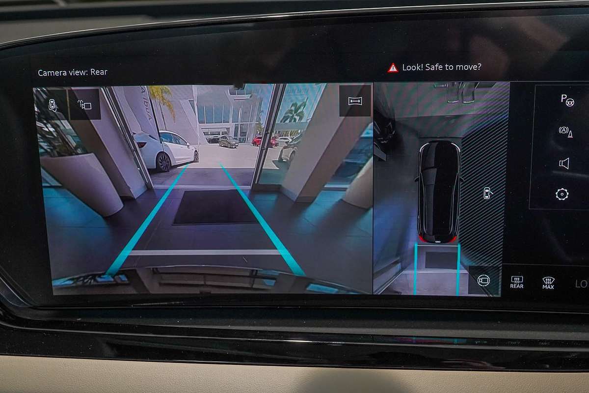 2025 Audi A5 TFSI 150kW S line B10