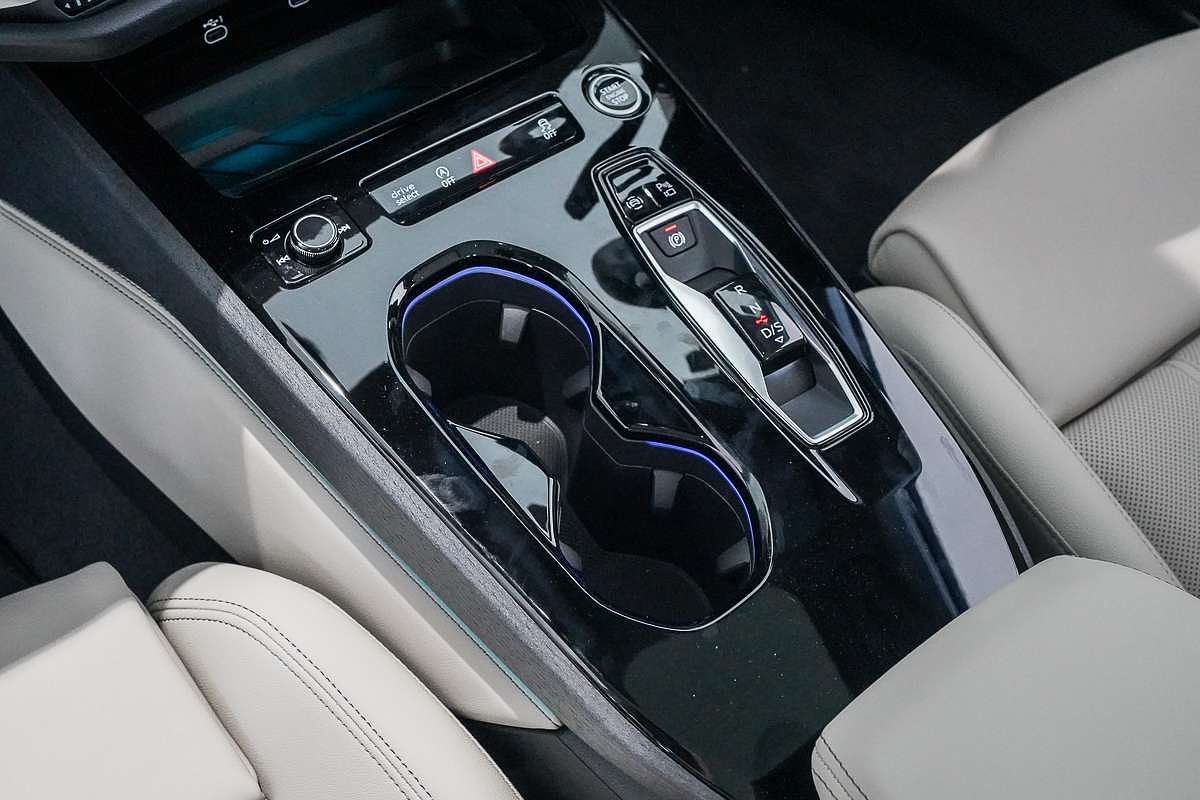 2025 Audi A5 TFSI 150kW S line B10